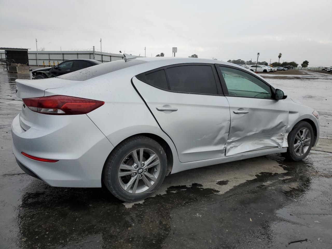 2017 HYUNDAI ELANTRA SE - Фото 3