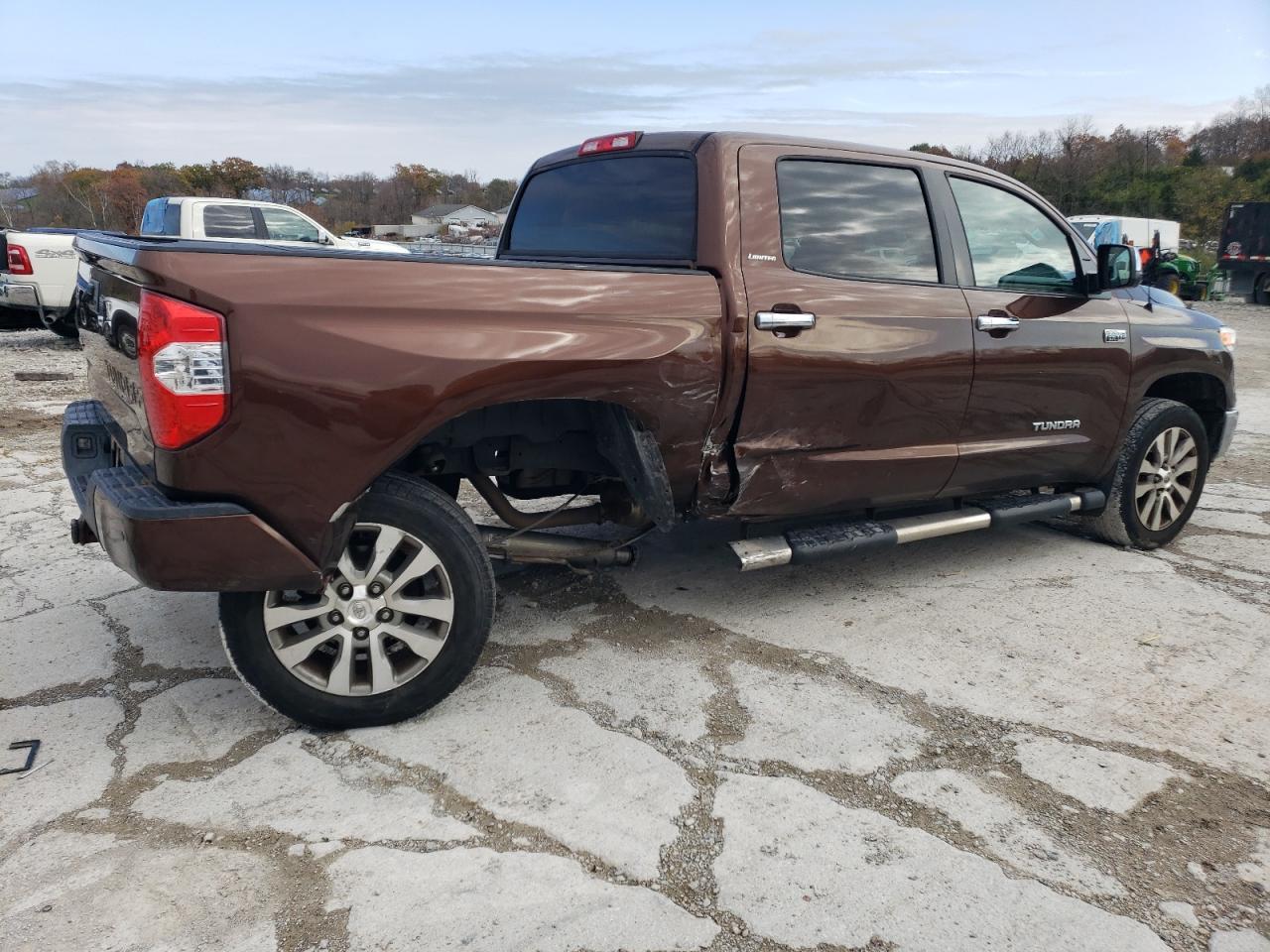 2015 TOYOTA TUNDRA CRE - Image 3
