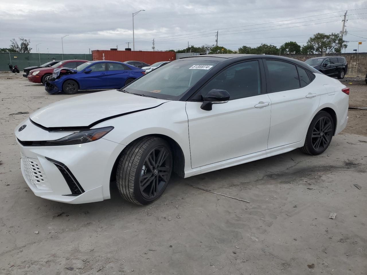 2025 TOYOTA CAMRY XSE