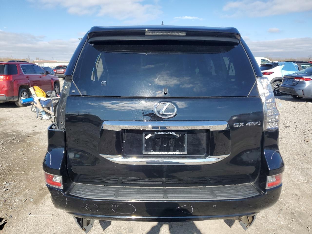 2017 LEXUS GX 460 - Image 6