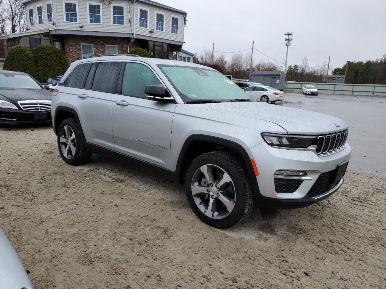 2024 JEEP GRAND CHER - Фото 4