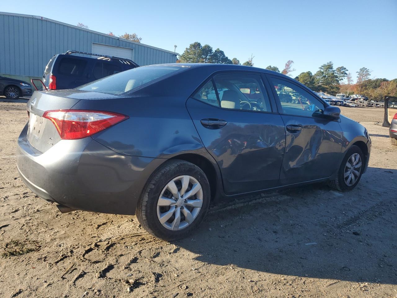 2015 TOYOTA COROLLA L - Image 3