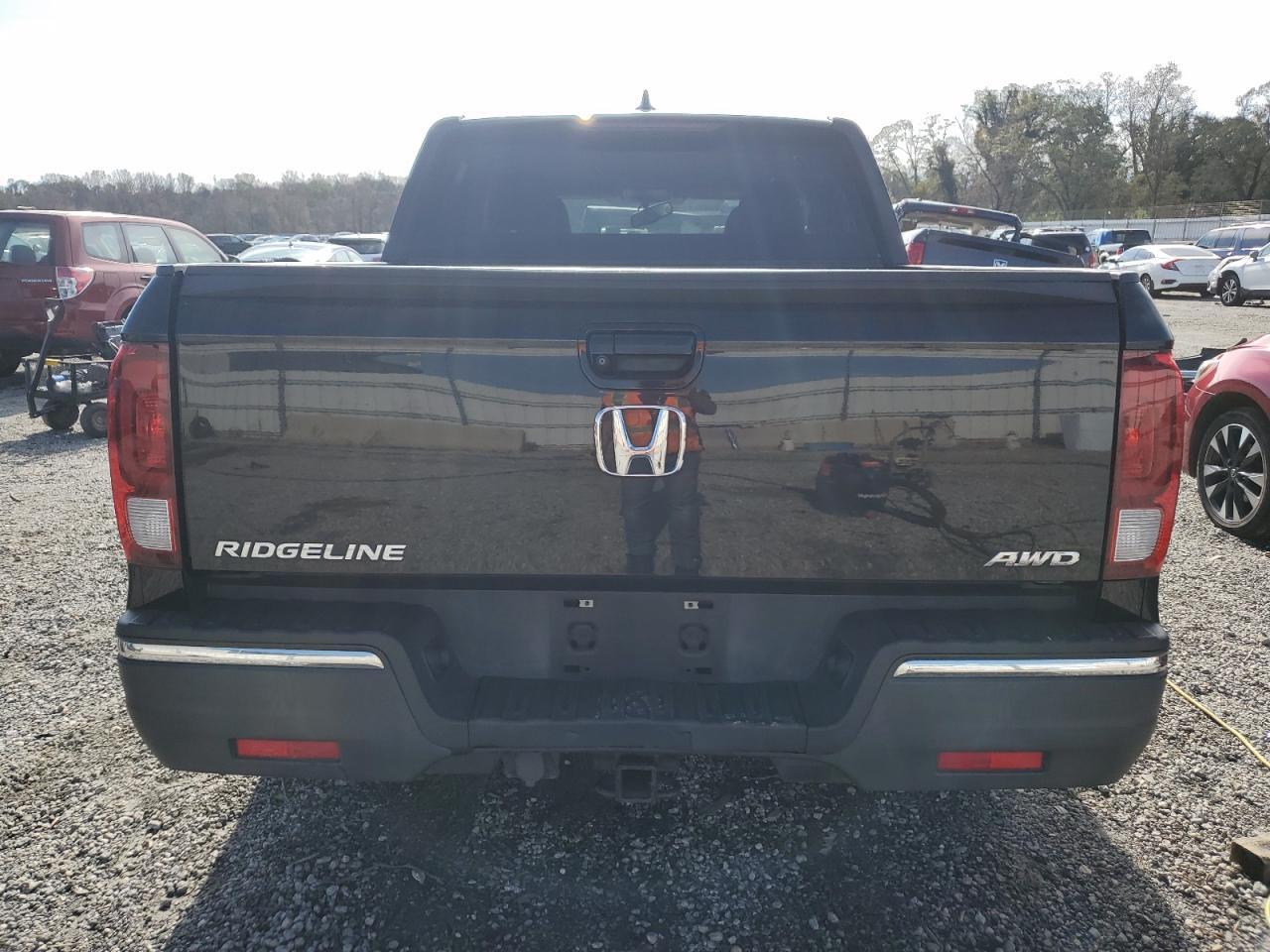2017 HONDA RIDGELINE - Фото 6