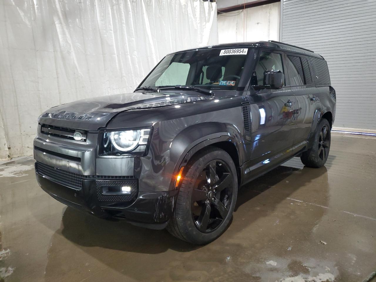 2024 LAND ROVER DEFENDER 1