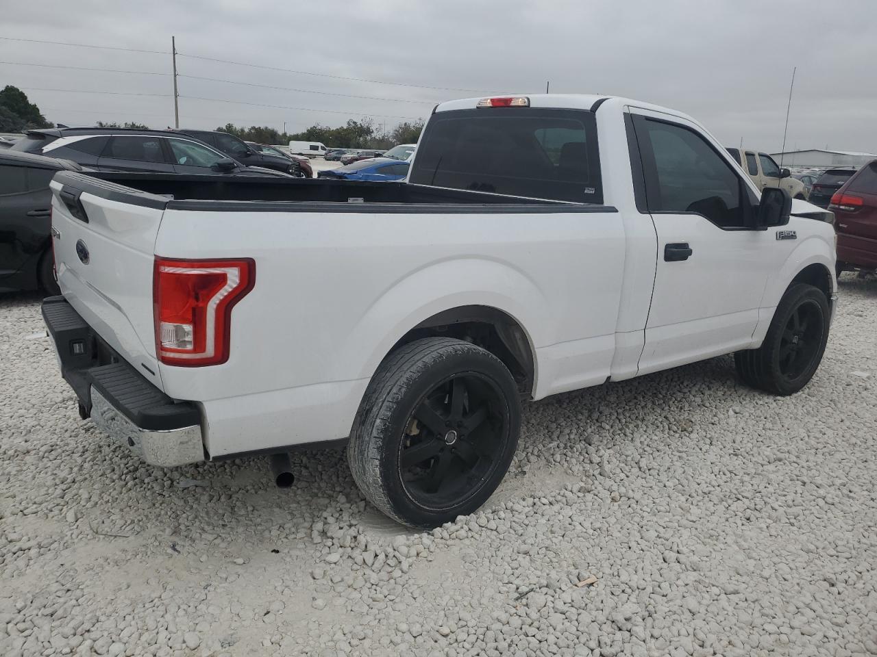 2016 FORD F150 - Фото 3