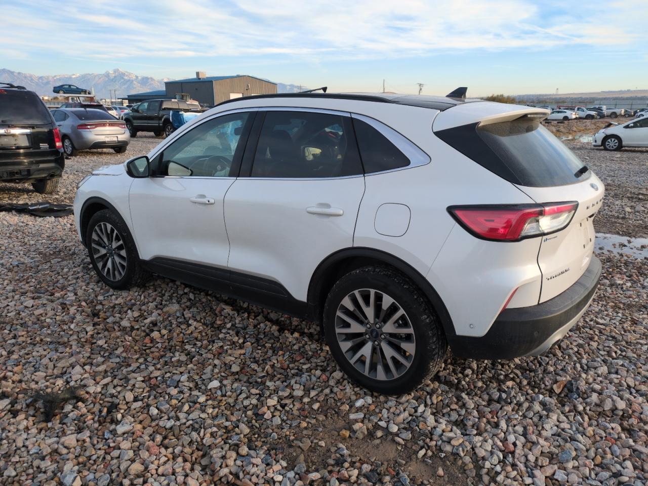 2020 FORD ESCAPE TIT - Image 2