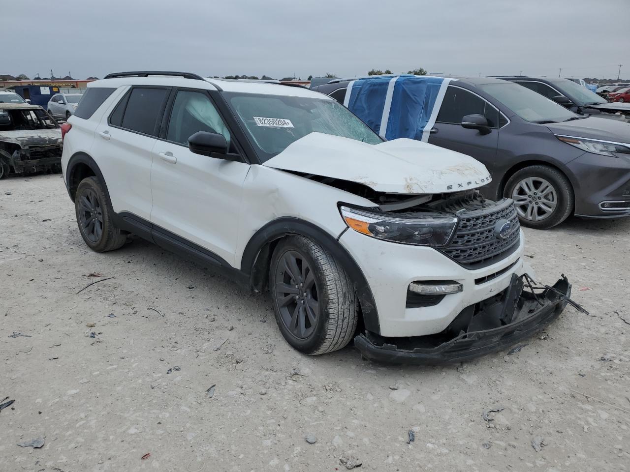 2023 FORD EXPLORER X - Фото 4