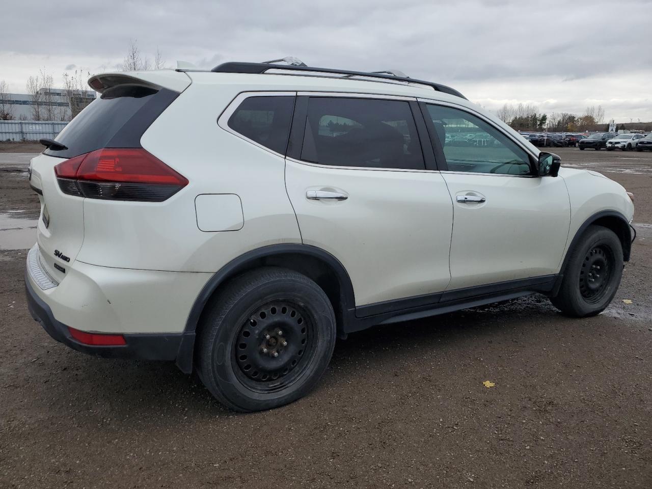 2018 NISSAN ROGUE S - Фото 3