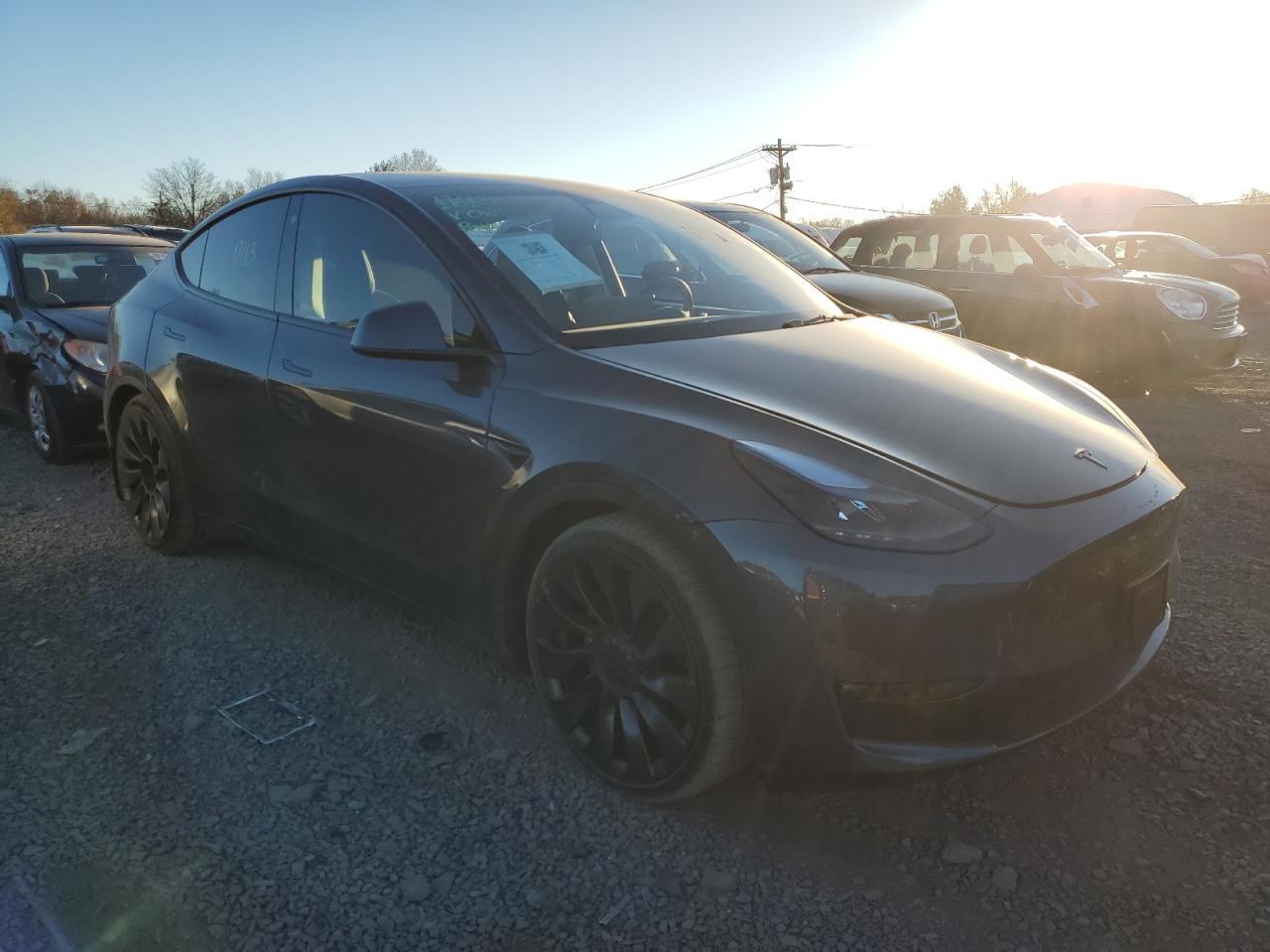 2022 TESLA MODEL Y - Image 4