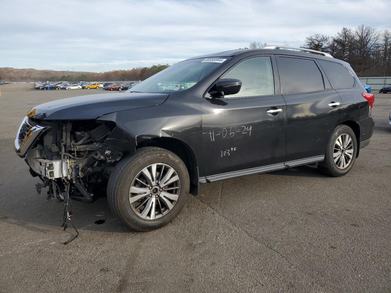 2017 NISSAN PATHFINDER
