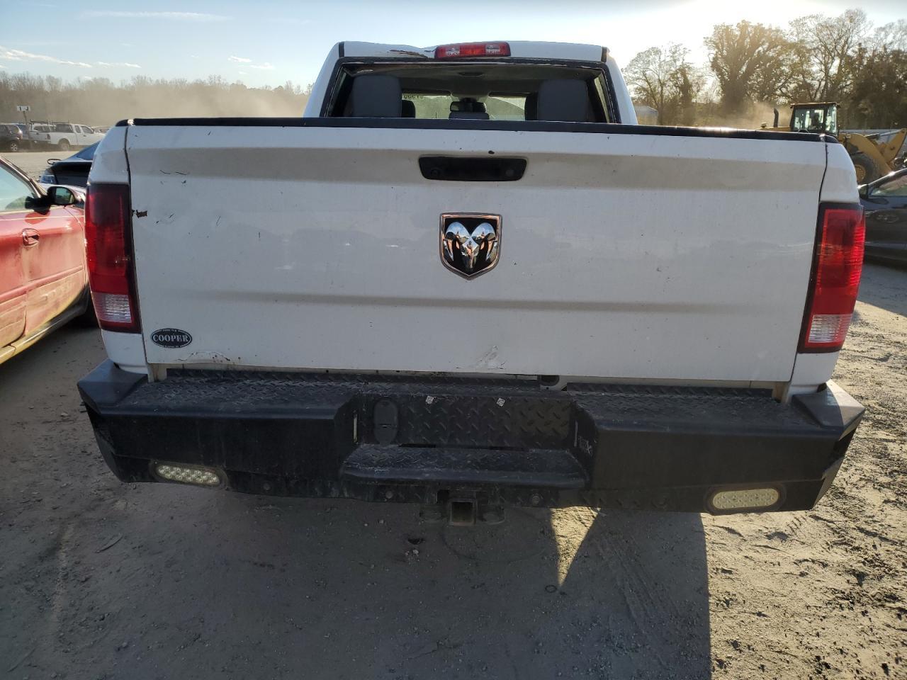 2018 RAM 1500 ST - Фото 6