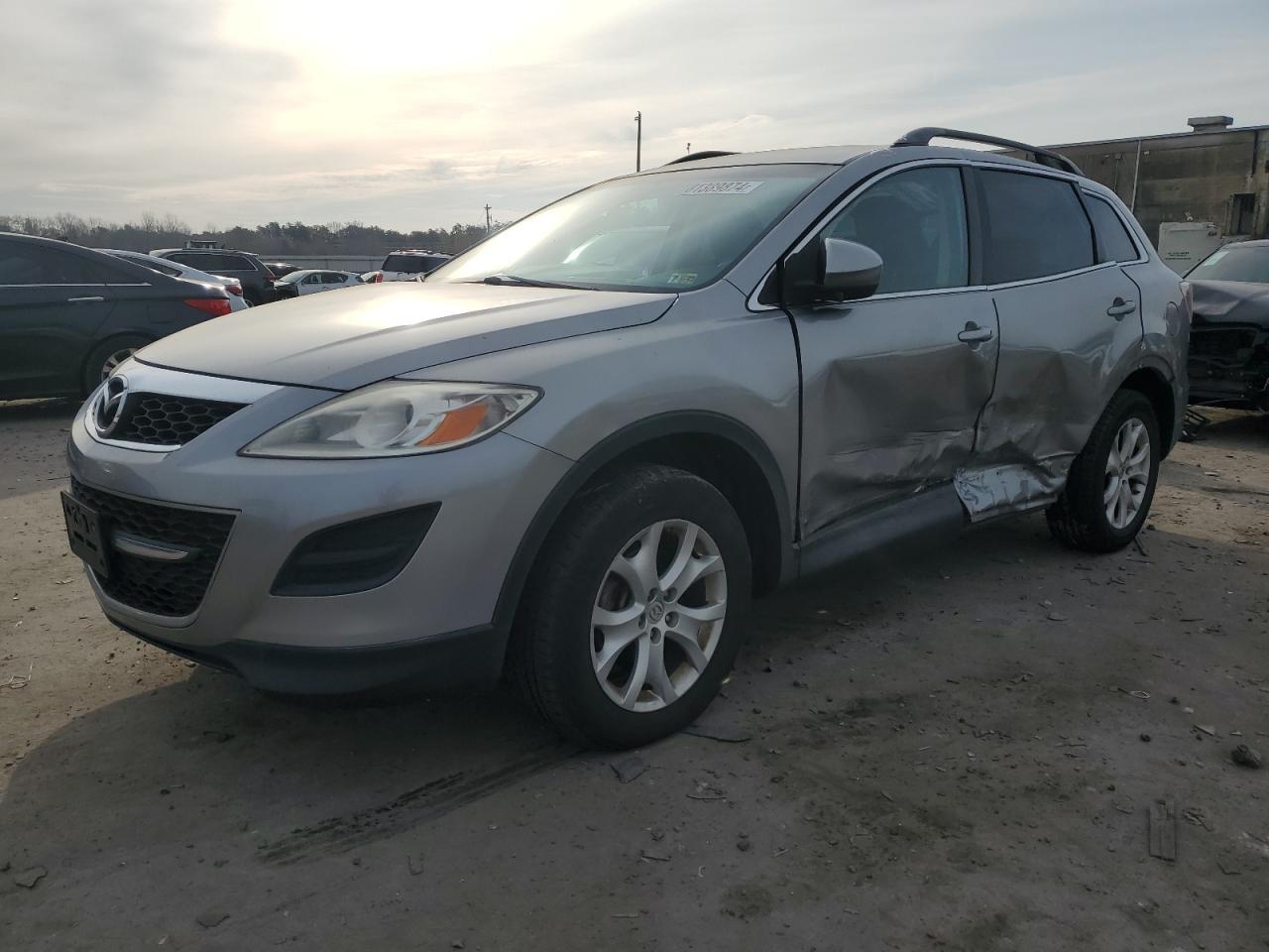 2011 MAZDA CX-9