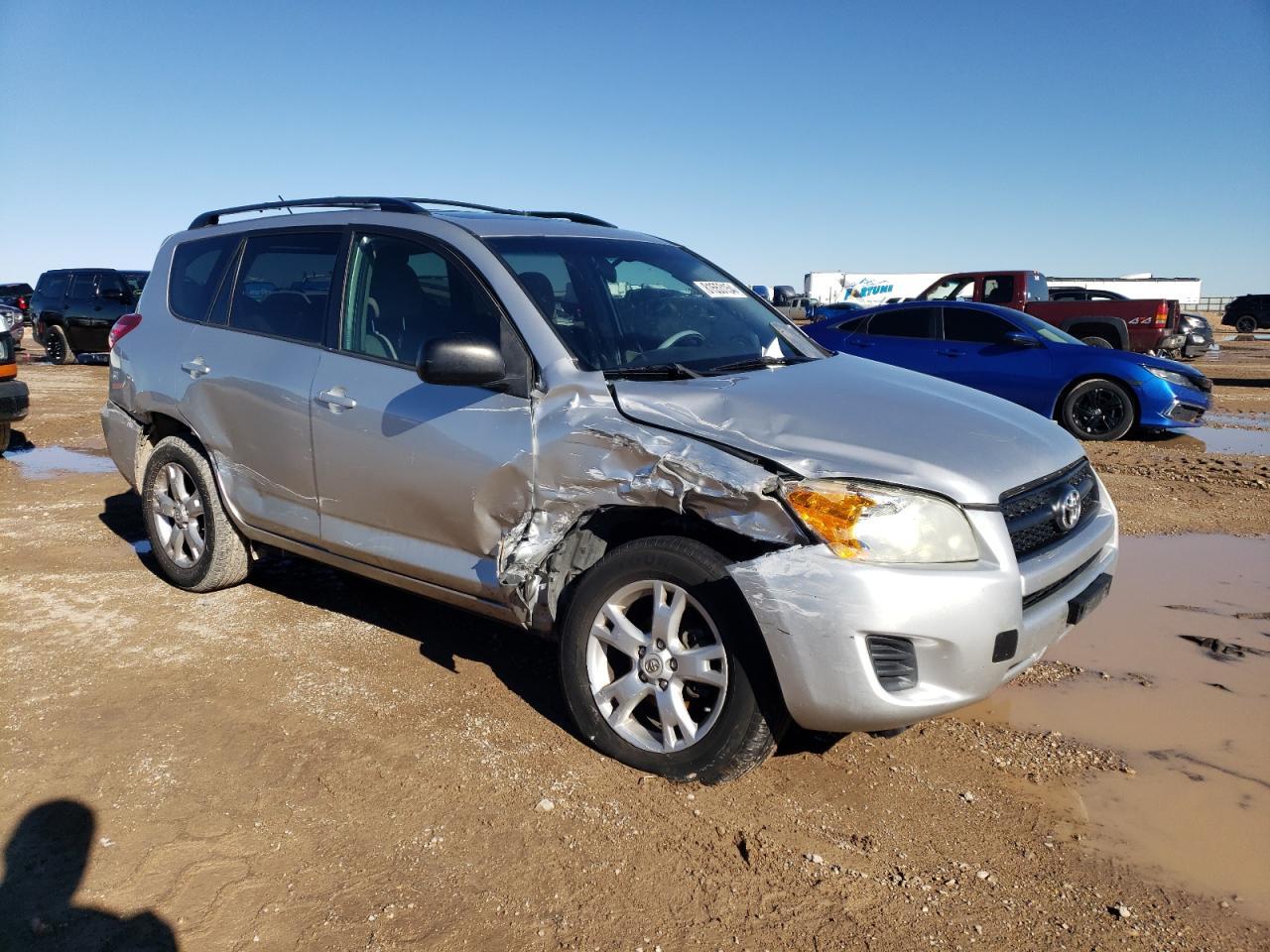 2011 TOYOTA RAV4 - Image 4