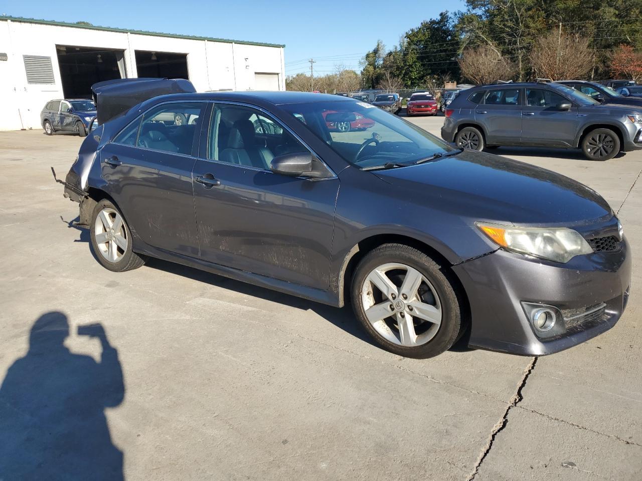 2014 TOYOTA CAMRY L - Image 4