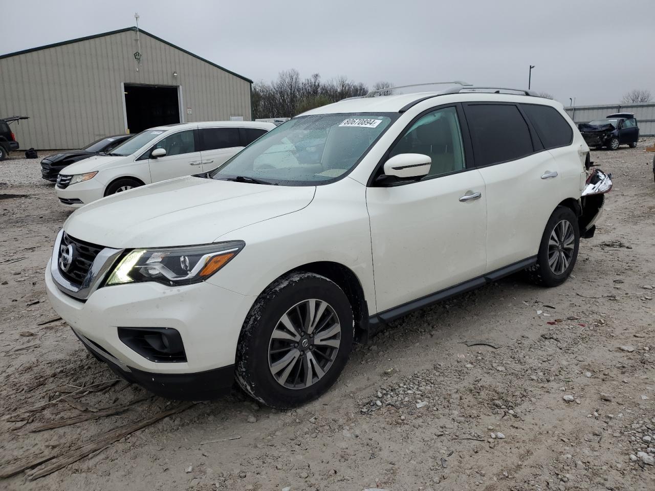 2017 NISSAN PATHFINDER