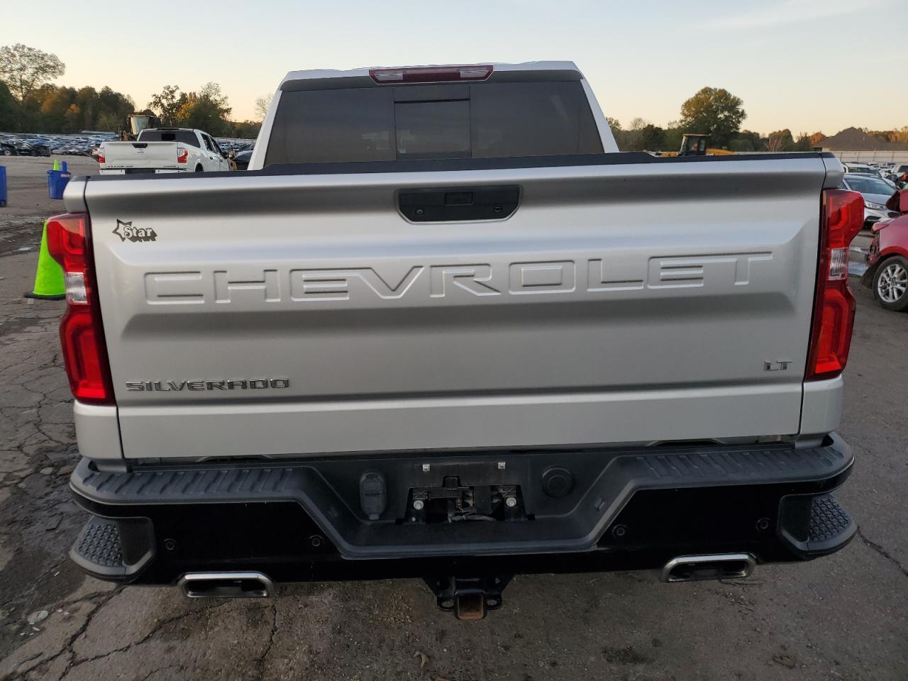 2021 CHEVROLET SILVERADO - Фото 6