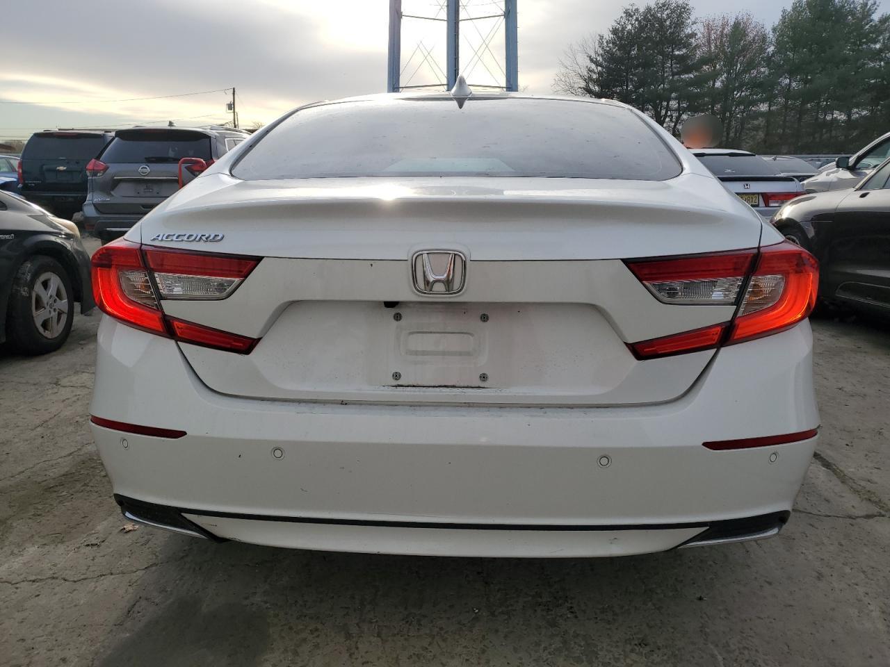 2022 HONDA ACCORD EXL - Фото 6