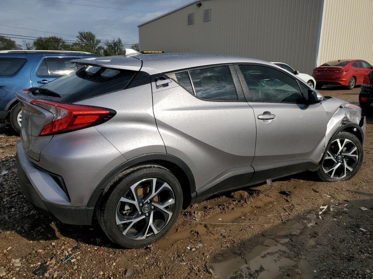 2018 TOYOTA C-HR XLE - Image 3