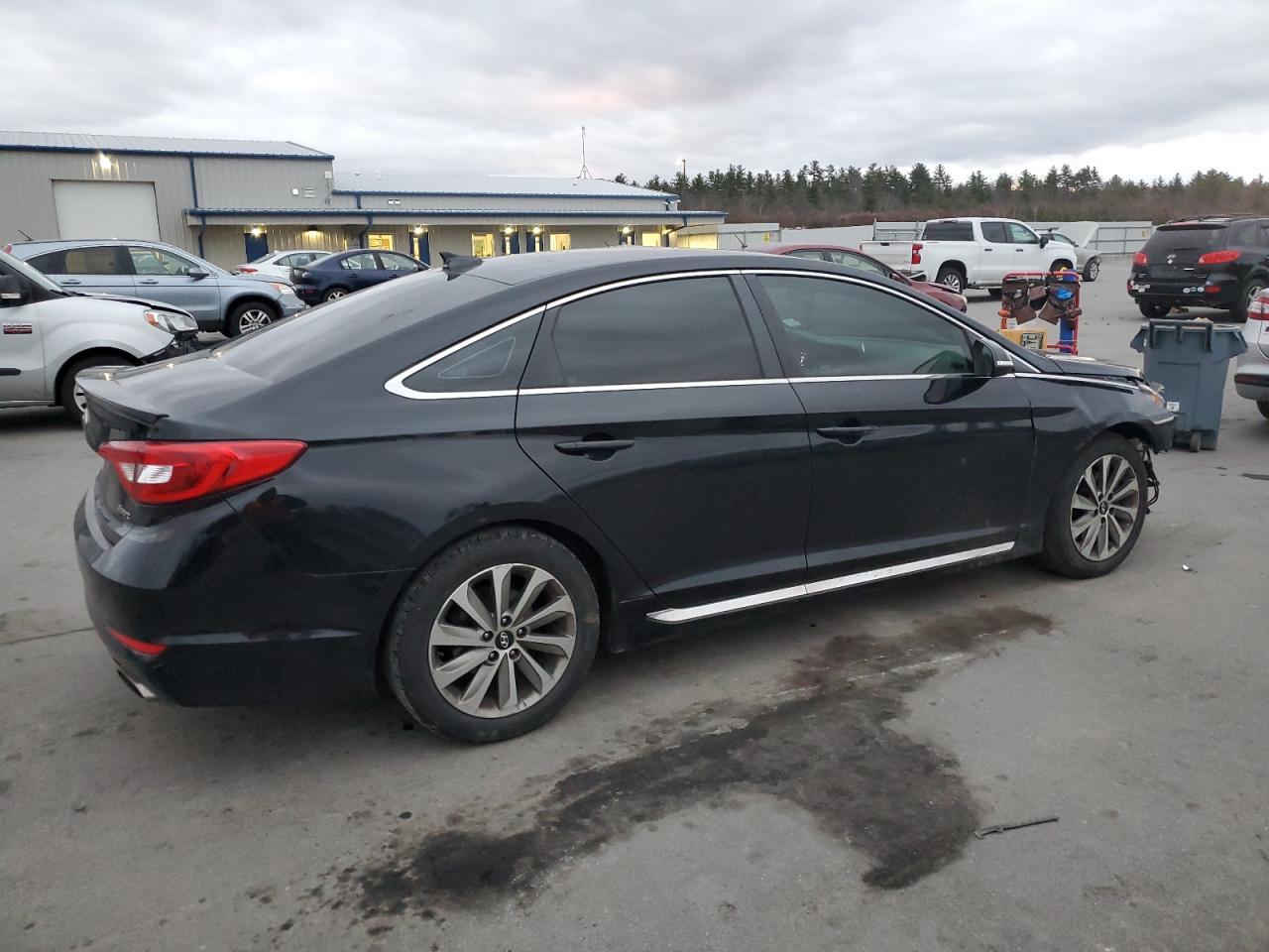 2017 HYUNDAI SONATA SPO - Image 3