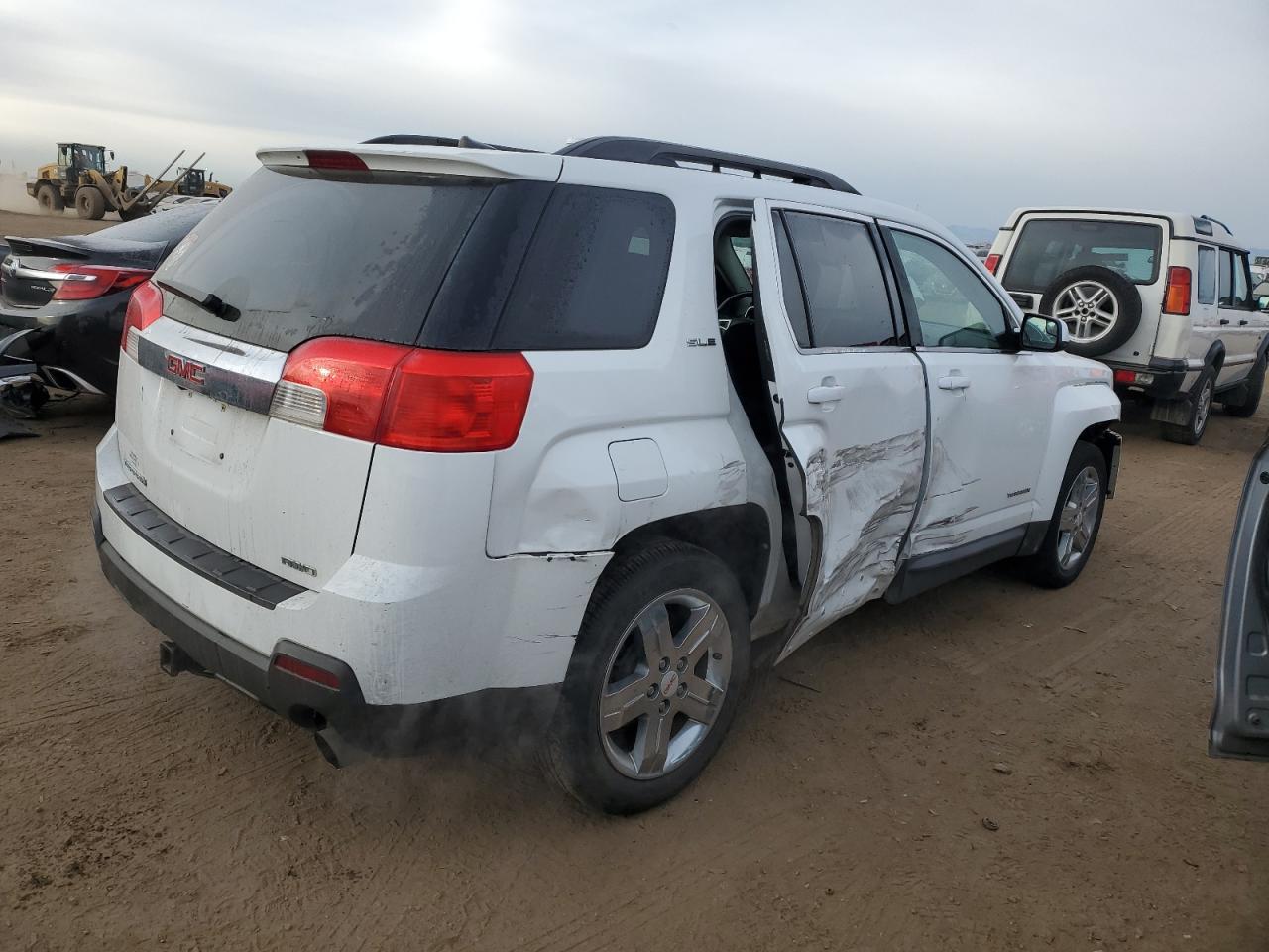 2012 GMC TERRAIN SL - Image 3