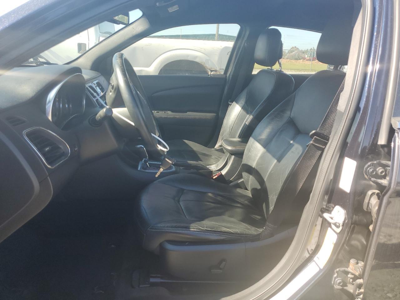 2012 CHRYSLER 200 LIMITE - Image 7