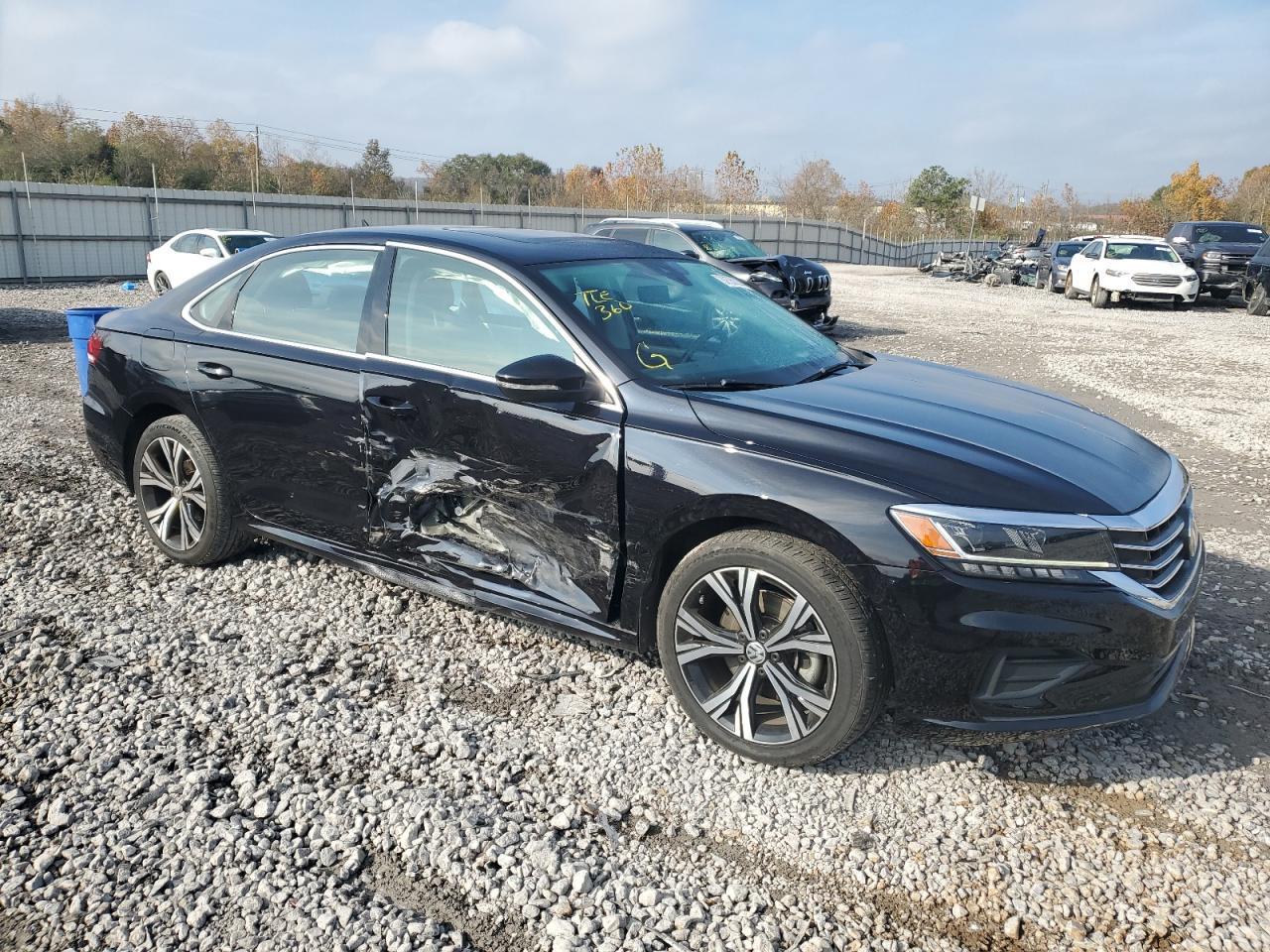 2022 VOLKSWAGEN PASSAT SE - Image 4