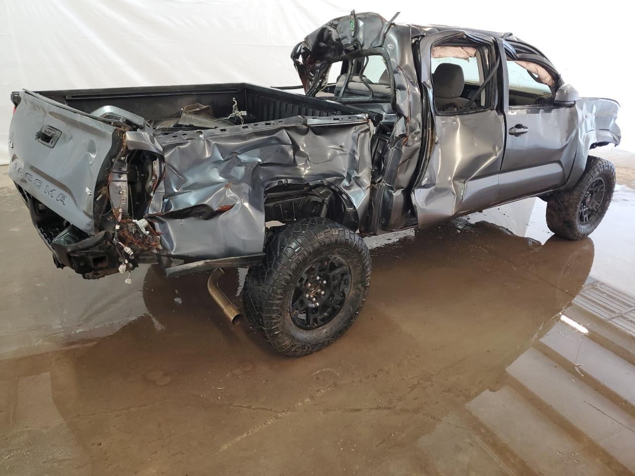 2019 TOYOTA TACOMA DOU - Фото 3