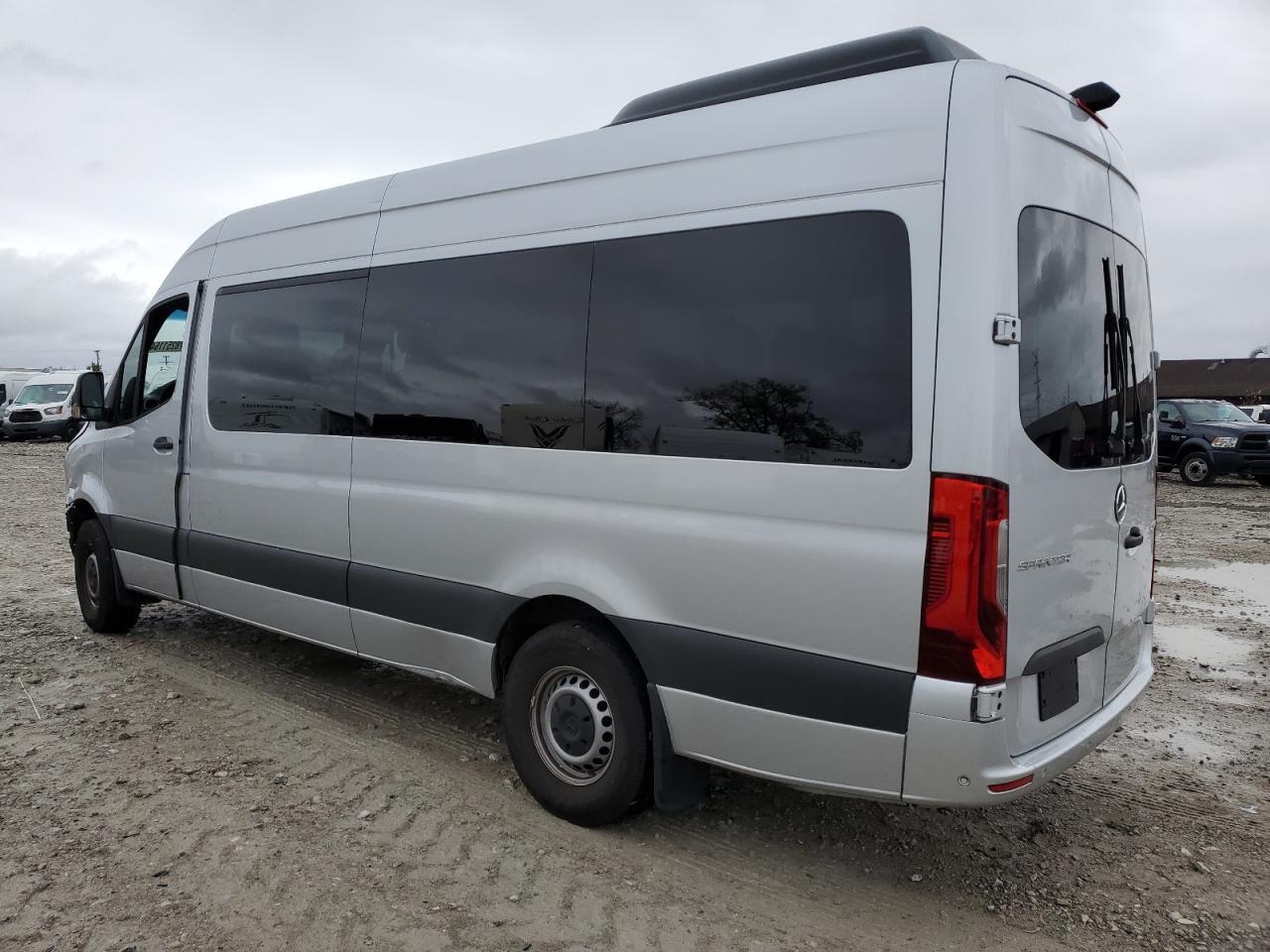 2024 MERCEDES-BENZ SPRINTER 2 - Фото 2
