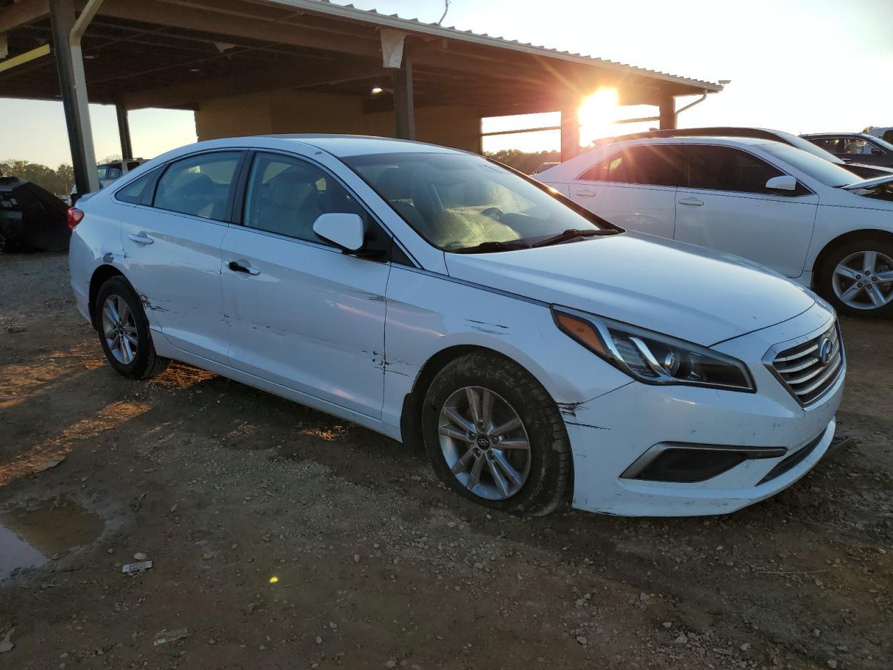 2017 HYUNDAI SONATA SE - Фото 4
