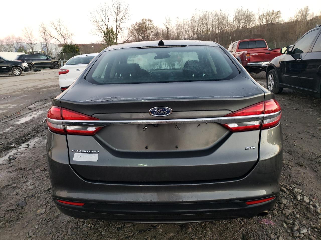 2017 FORD FUSION SE - Image 6