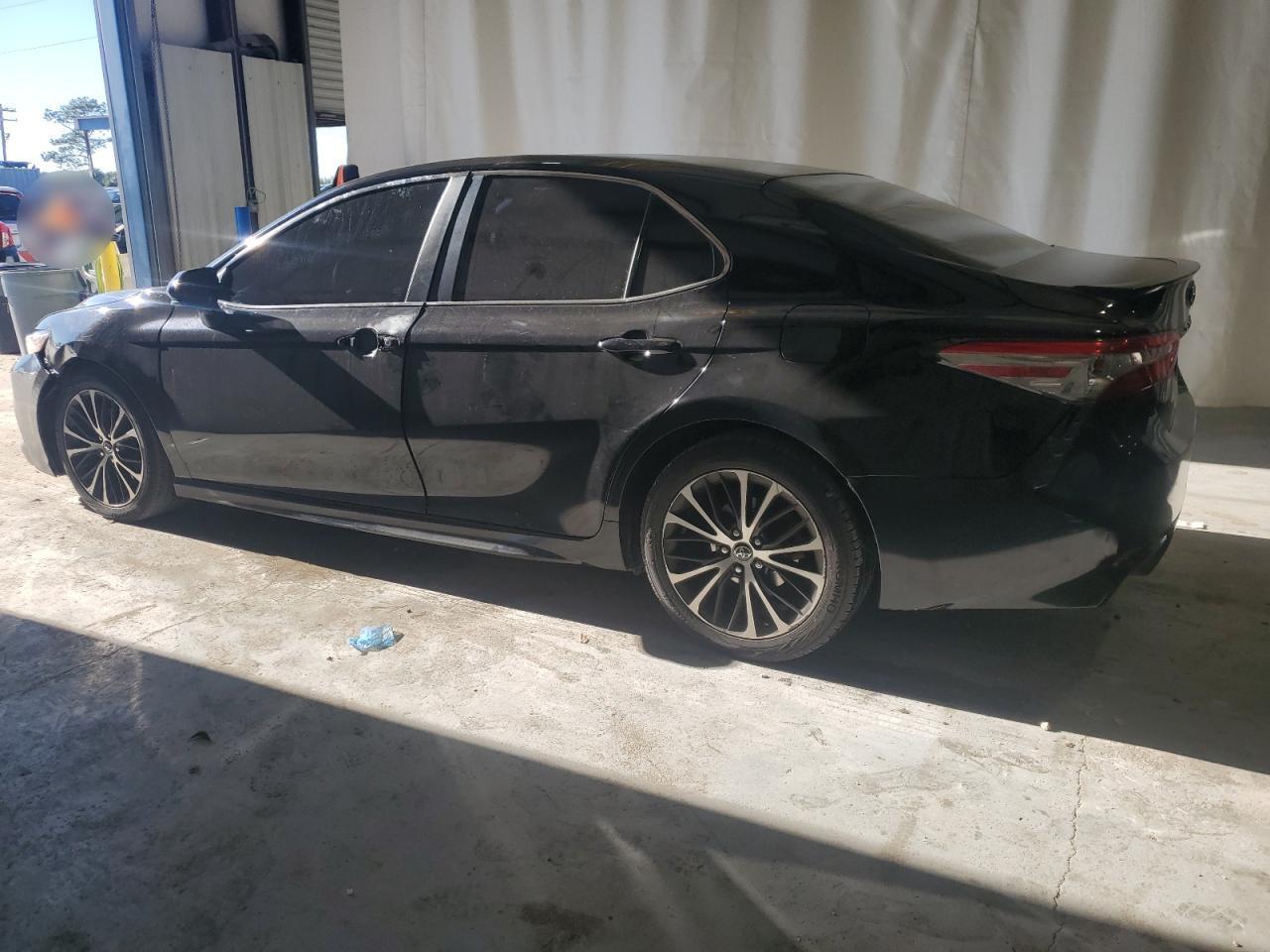 2018 TOYOTA CAMRY L - Image 2