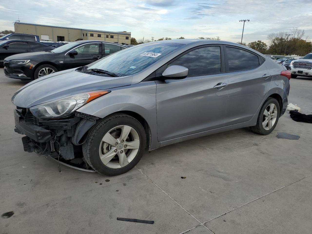 2013 HYUNDAI ELANTRA GL