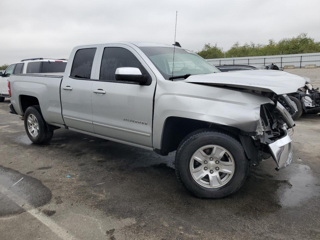 2017 CHEVROLET SILVERADO - Фото 4