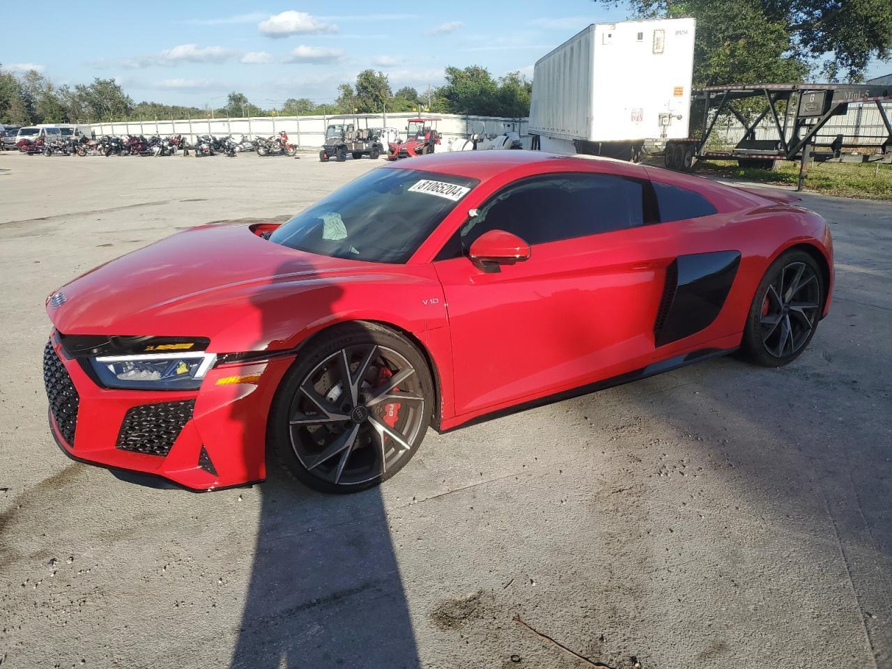 2023 AUDI R8