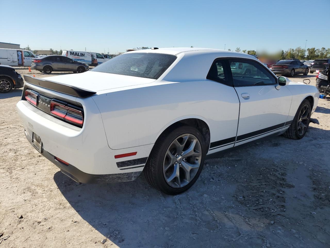 2017 DODGE CHALLENGER - Image 3