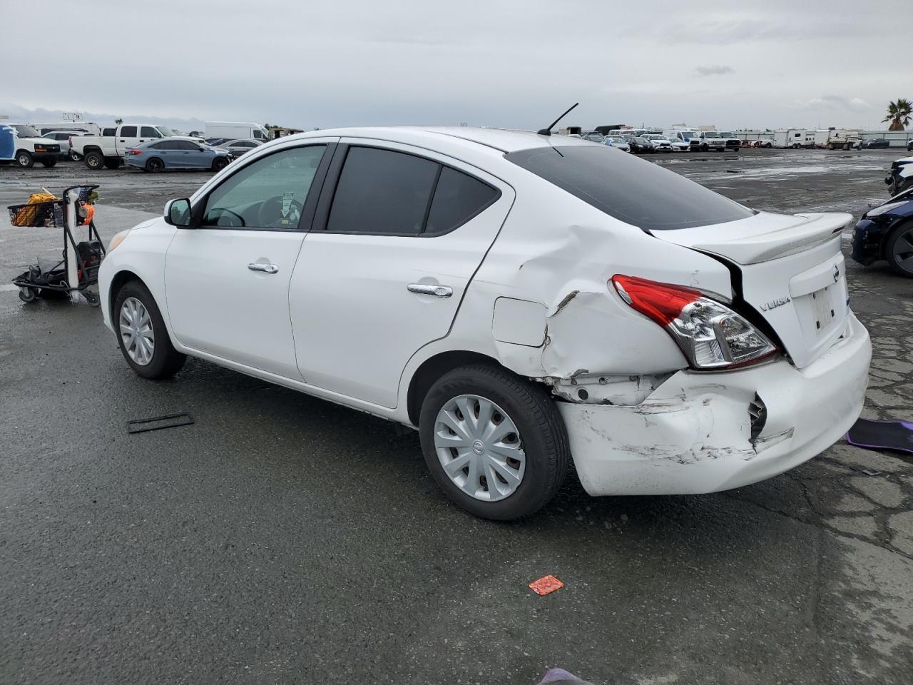 2014 NISSAN VERSA S - Image 2