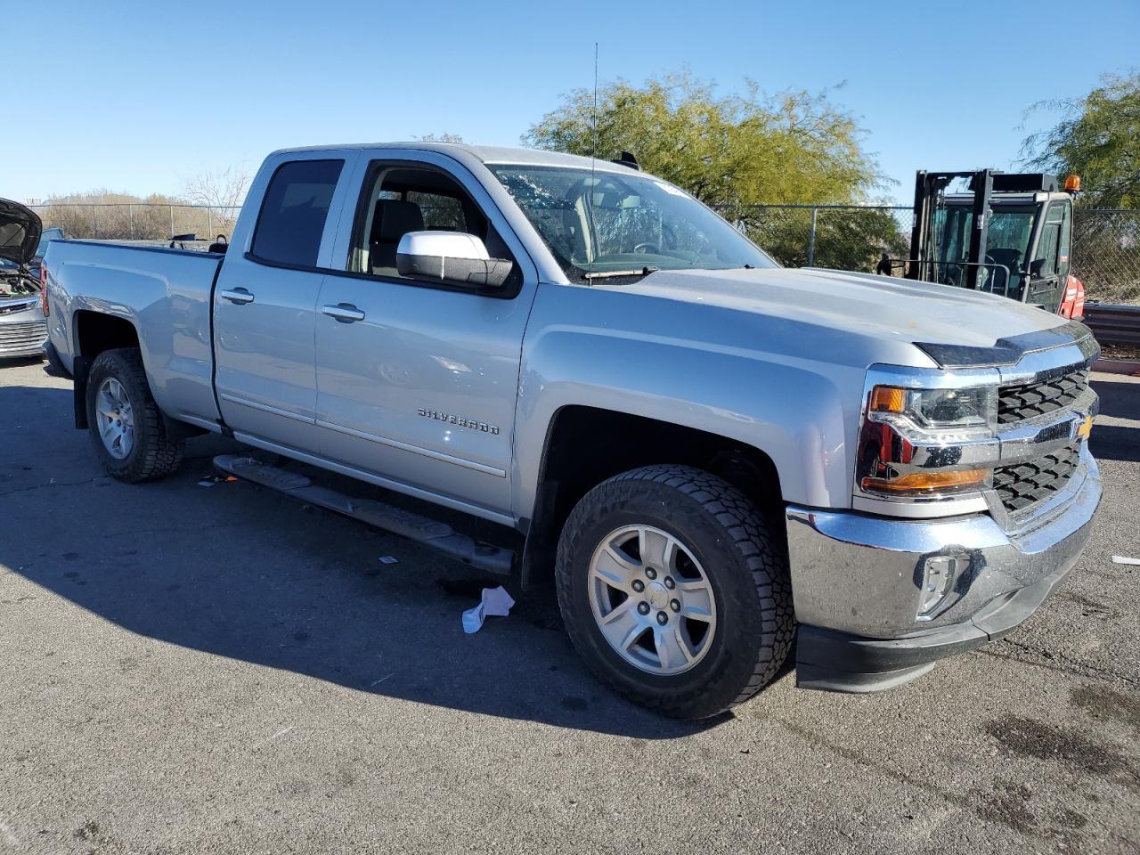 2018 CHEVROLET SILVERADO - Image 4