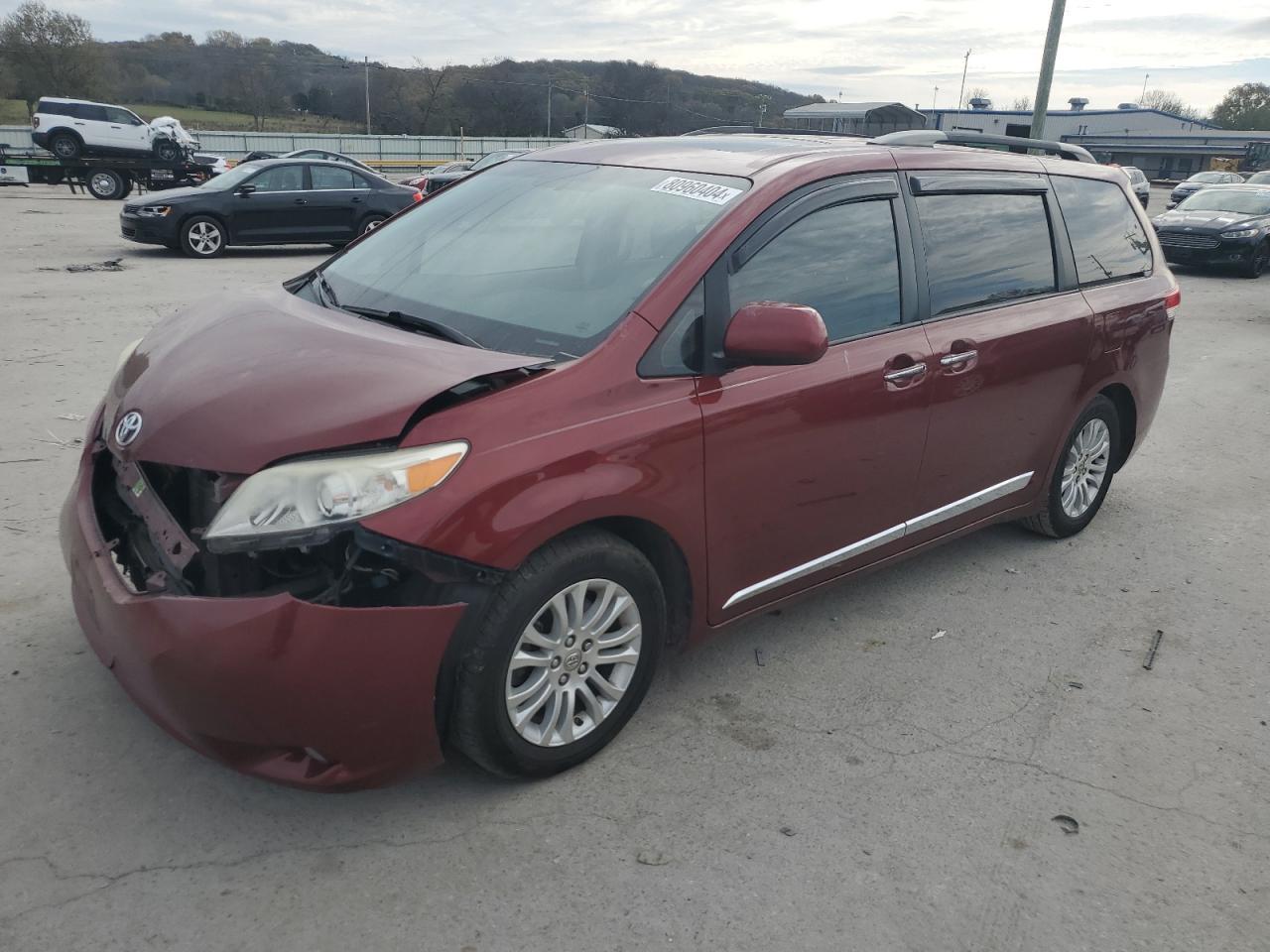 2011 TOYOTA SIENNA XLE