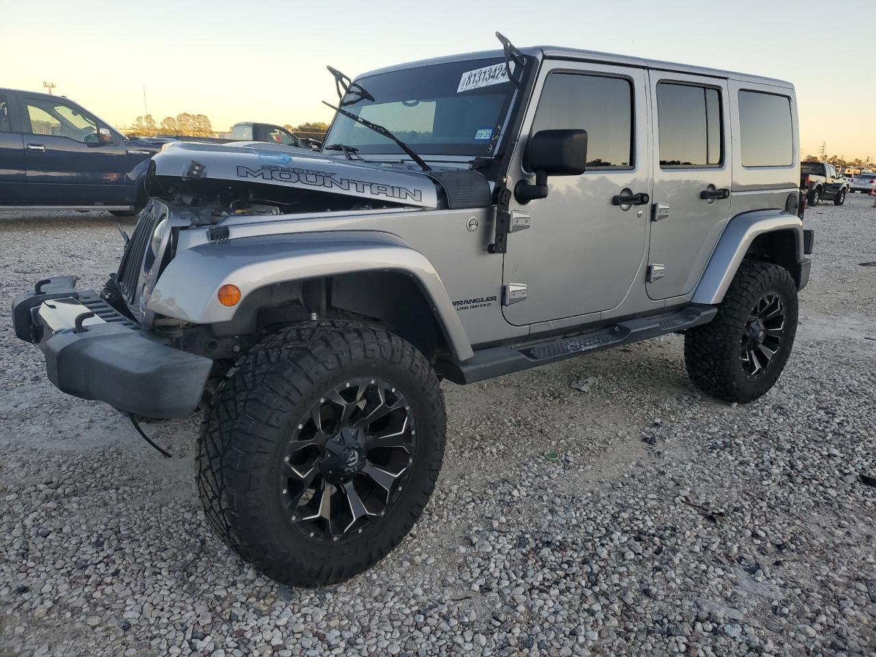 2017 JEEP WRANGLER U