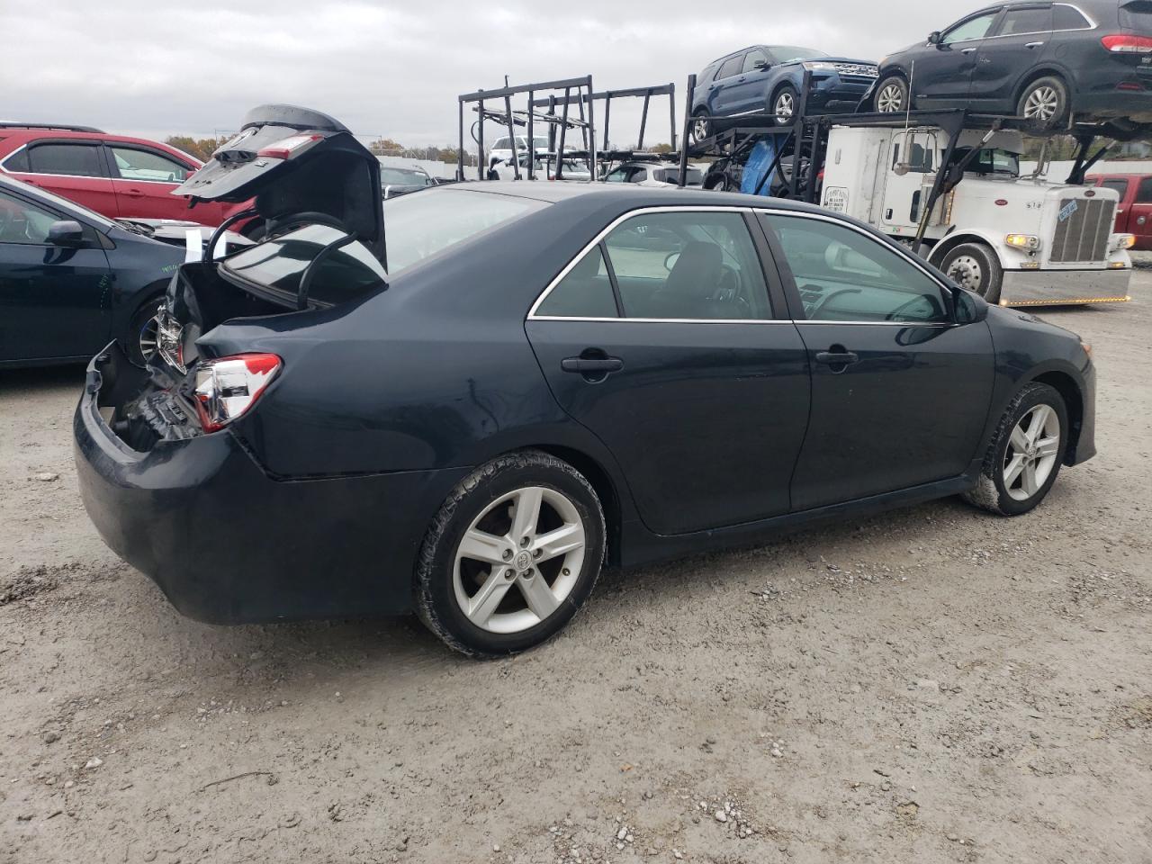 2014 TOYOTA CAMRY L - Фото 3