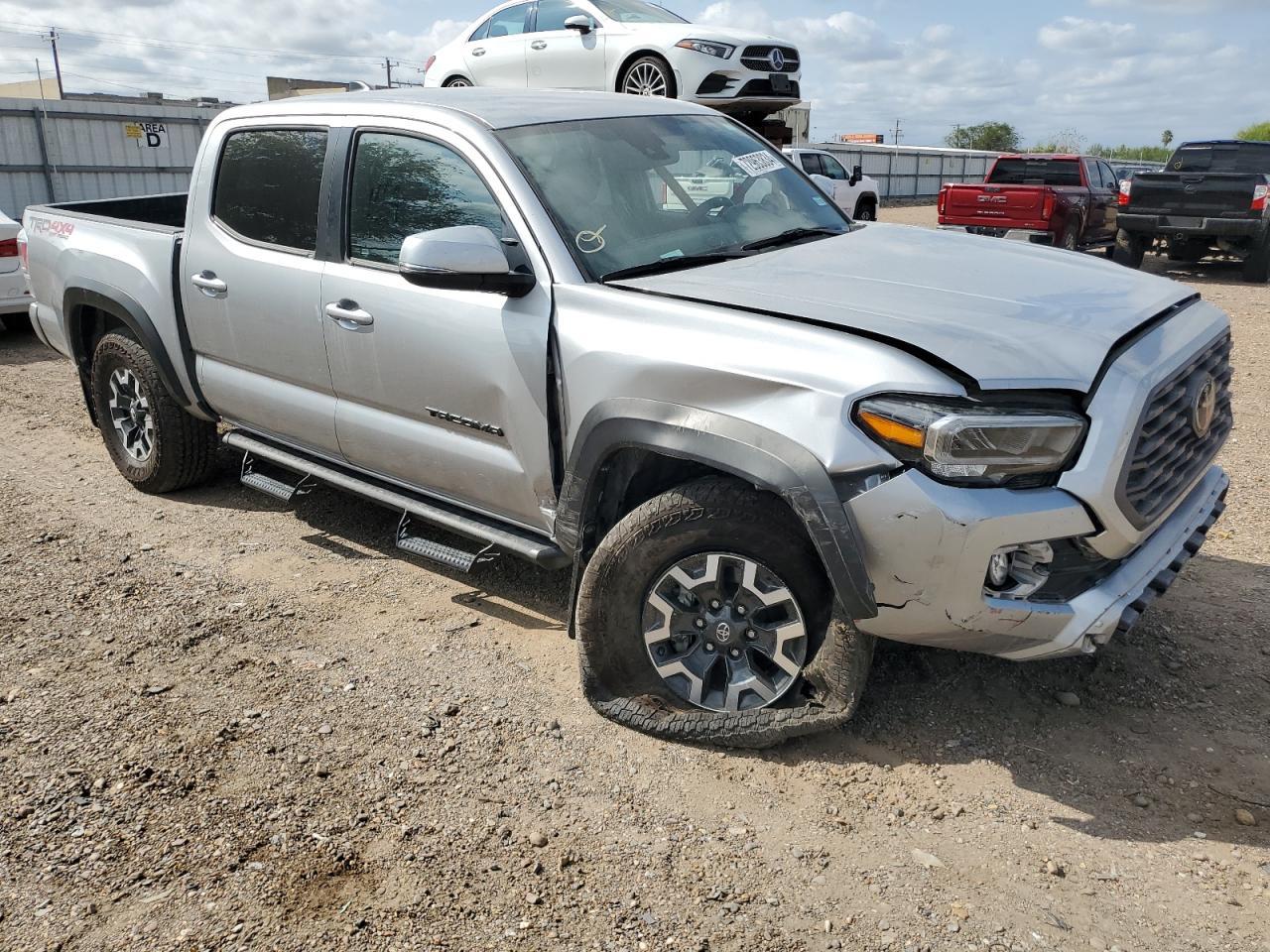 2023 TOYOTA TACOMA DOU - Фото 4