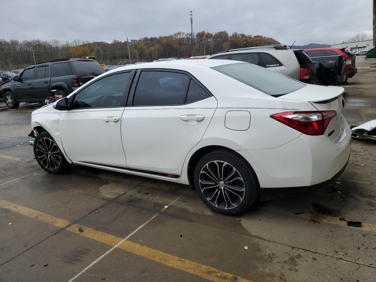 2016 TOYOTA COROLLA L - Фото 2