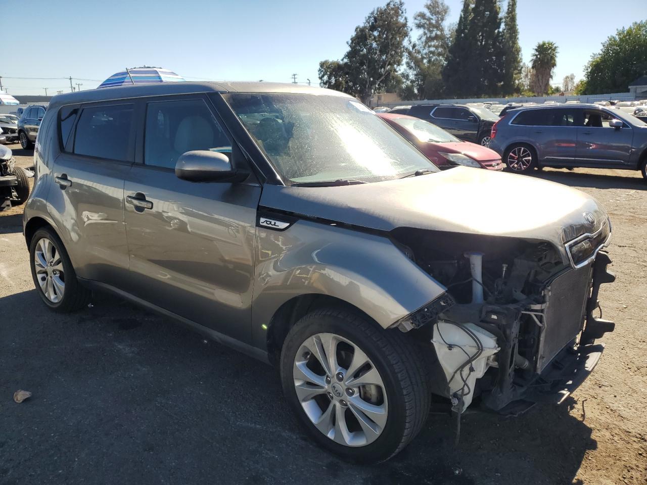 2016 KIA SOUL + - Image 4