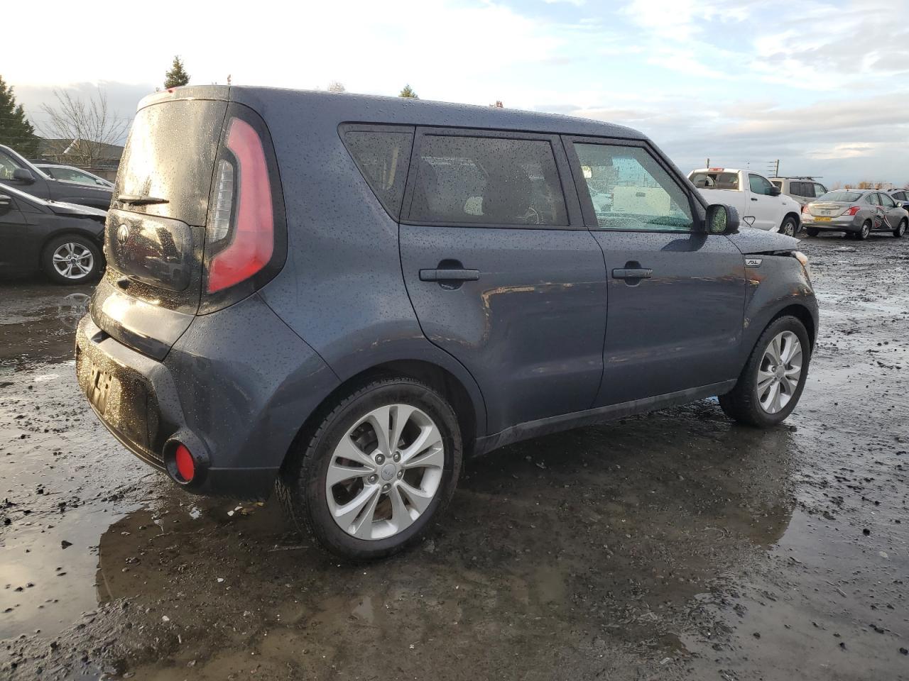 2016 KIA SOUL + - Image 3