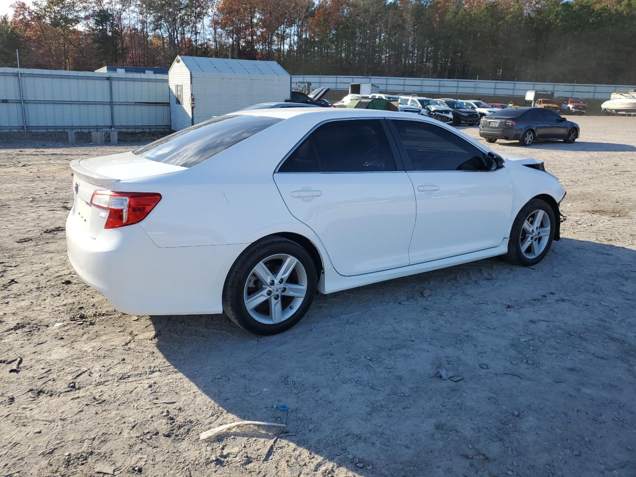 2012 TOYOTA CAMRY BASE - Фото 3