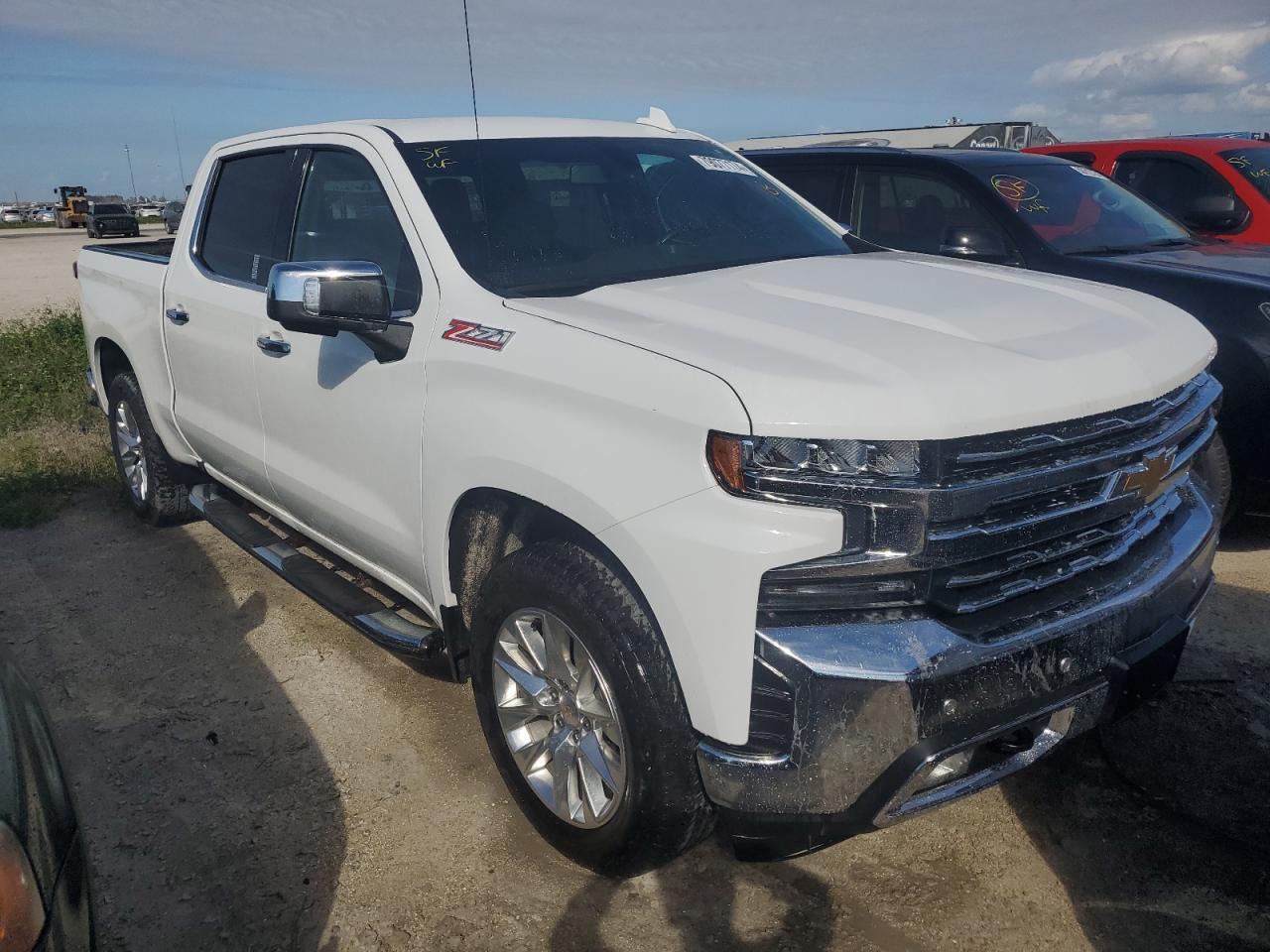 2021 CHEVROLET SILVERADO - Фото 4
