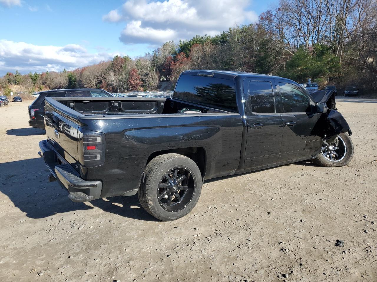 2018 CHEVROLET SILVERADO - Фото 3