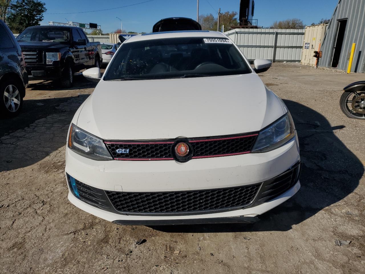 2013 VOLKSWAGEN JETTA GLI - Image 5