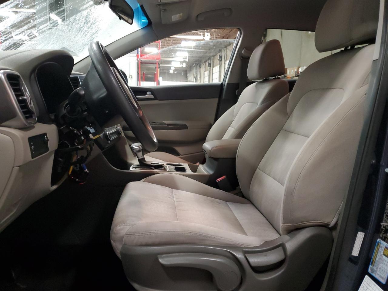 2017 KIA SPORTAGE L - Image 7