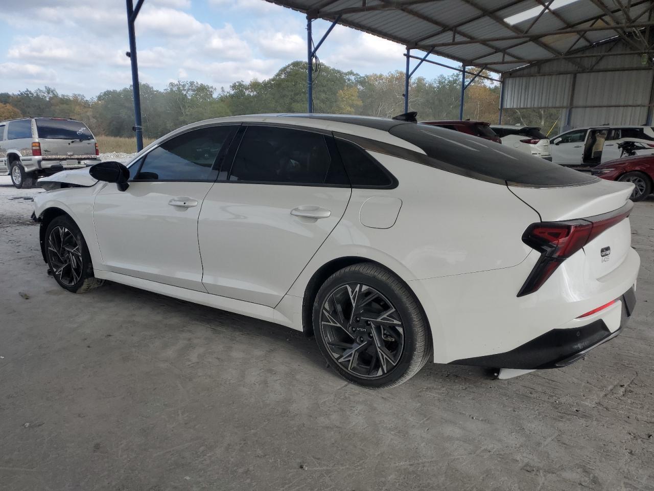 2025 KIA K5 GT LINE - Image 2